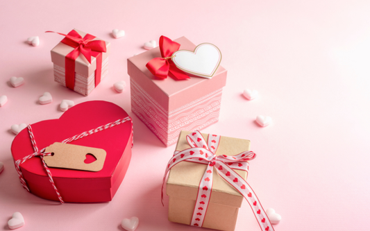 5 Ways to Have a Plastic-Free Valentine’s Day 💖🌿